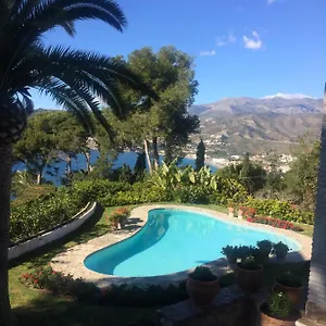 Villaquinta Bed and breakfast